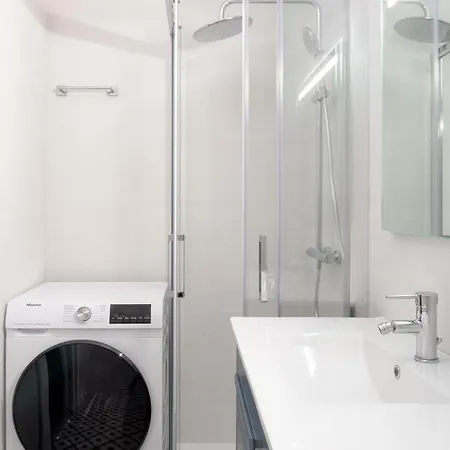 1893 180 M. From The Old Town, A/c Apartment